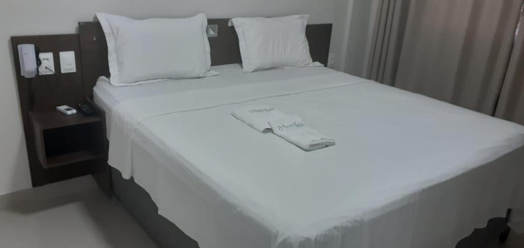 O Neves Hotel Guanambi Extérieur photo