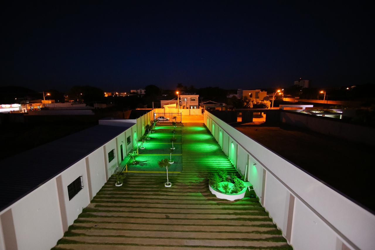 O Neves Hotel Guanambi Extérieur photo